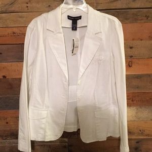 Long sleeve white blazer